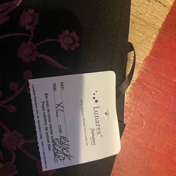 NWT Flamenco Fancy Lace Ensemble Elegant Burgundy Ruffled Skirt Top and belt XL - Picture 12 of 12